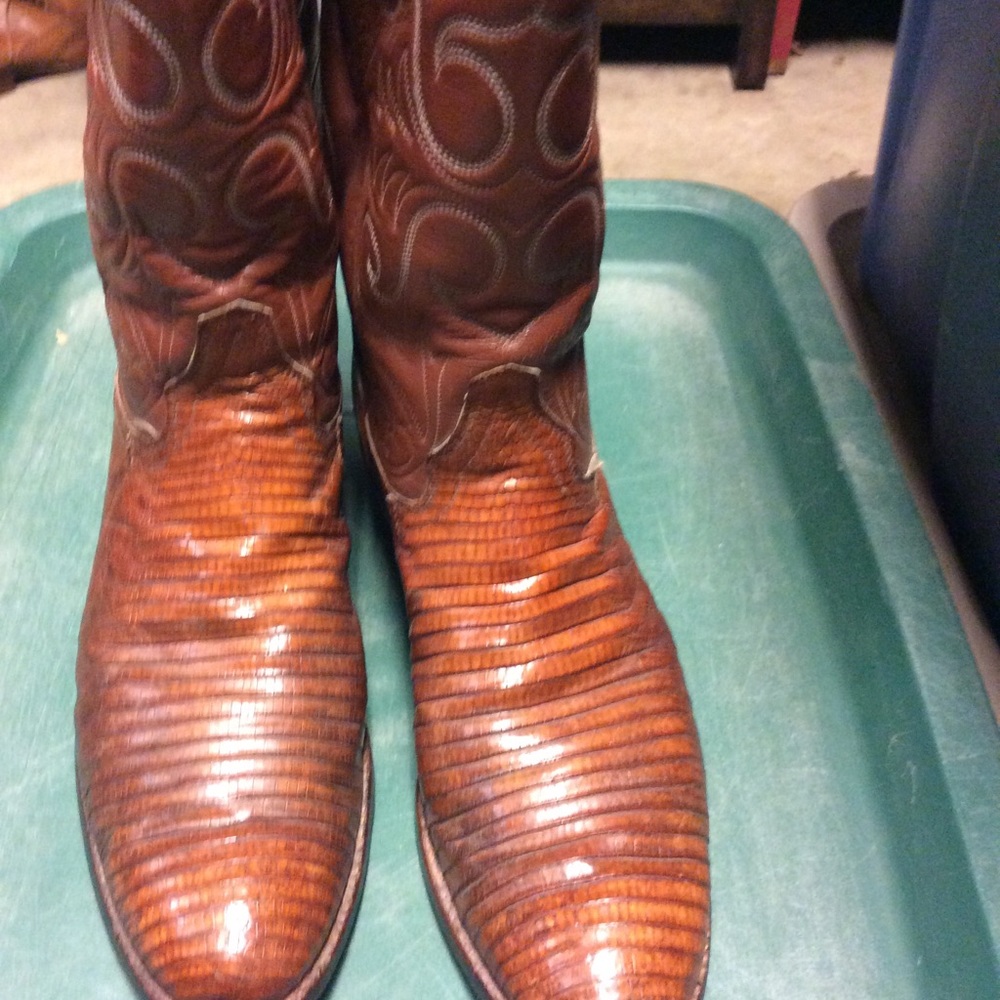 Men’s genuine lizard exotic western/cowboy boots